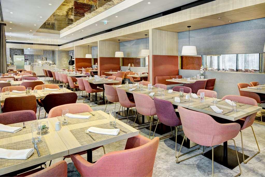 ฮิลตัน การ์เดน อินน์ วีเนอร์ นอยชตัดท์ ออสเตรีย วีเนอร์นอยชตัดท์ ร้านอาหาร รูปภาพ